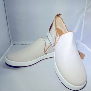 Kodiak Blairmore Slip-on Sneaker
Women’s size 7.5